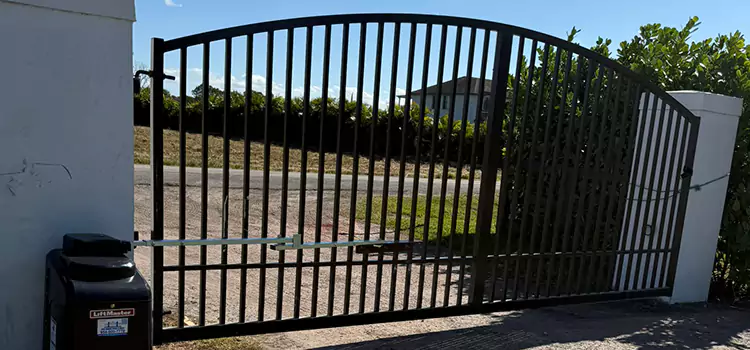 Driveway Fence Repair Patterson